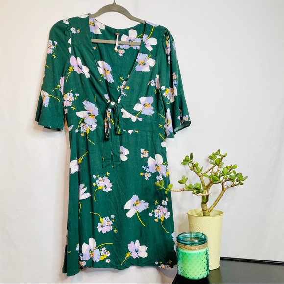 Free People | Dresses | Free People Green Floral Dress With Flare ...